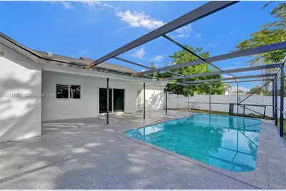 8400 NW 7th St, Pembroke Pines, FL 33024 - Photo 61
