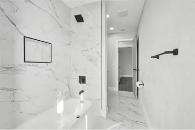 8400 NW 7th St, Pembroke Pines, FL 33024 - Photo 39