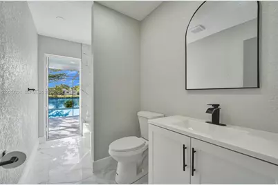 8400 NW 7th St, Pembroke Pines, FL 33024 - Photo 41