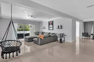 2001 NE 122nd Rd, North Miami, FL 33181 - Photo 5