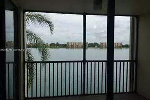 117 Lake Emerald Dr, Oakland Park, FL 33309 - Photo 17