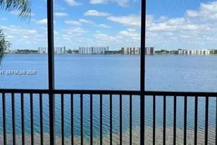 117 Lake Emerald Dr, Oakland Park, FL 33309 - Photo 3