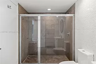 495 Brickell Ave, Miami, FL 33131 - Photo 27