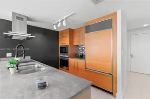 495 Brickell Ave, Miami, FL 33131 - Photo 7