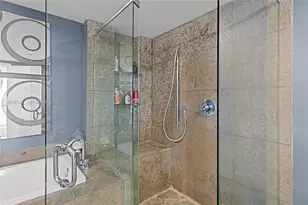 495 Brickell Ave, Miami, FL 33131 - Photo 23
