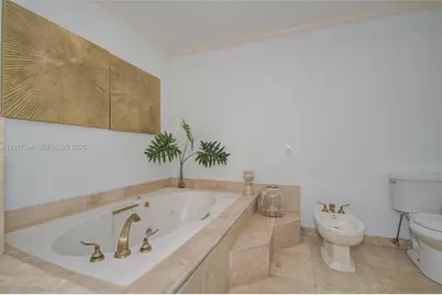 16461 NE 34th Ave #16461, North Miami Beach, FL 33160 - Photo 31
