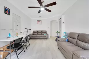 35 NW 57th St, Miami, FL 33127 - Photo 5