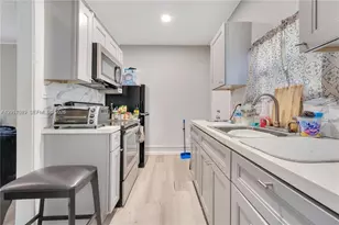 35 NW 57th St, Miami, FL 33127 - Photo 13