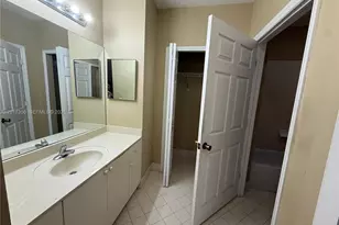 3244 NE 11th Dr, Homestead, FL 33033 - Photo 9