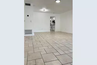 725 Northlake Blvd #4, Other City - In The State Of Florida, FL 32701 - Photo 11