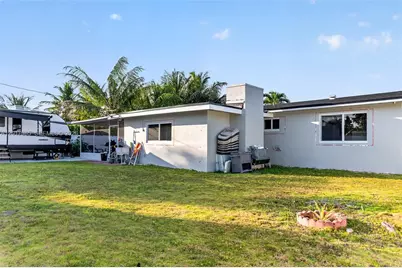 9760 Memorial Rd, Cutler Bay, FL 33157 - Photo 17