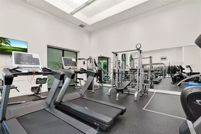 1300 Ponce De Leon Blvd #703, Coral Gables, FL 33134 - Photo 11