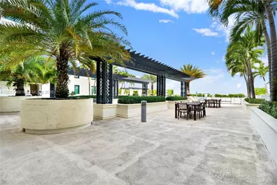 1300 Ponce De Leon Blvd #703, Coral Gables, FL 33134 - Photo 7