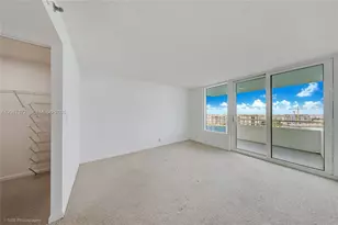 400 South Pointe Dr, Miami Beach, FL 33139 - Photo 5