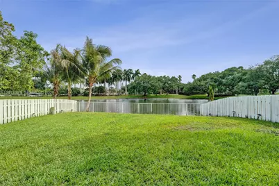 1212 NW 125th Ter, Sunrise, FL 33323 - Photo 27