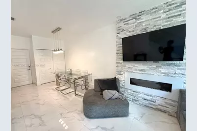 4680 NW 83rd Path #4680, Doral, FL 33166 - Photo 9