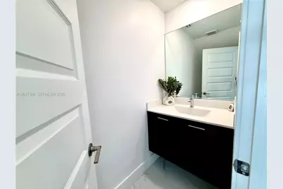 4680 NW 83rd Path #4680, Doral, FL 33166 - Photo 13