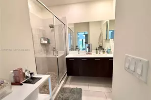 4680 NW 83rd Path, Doral, FL 33166 - Photo 19