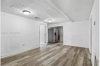 1945 NW 86th St, Miami, FL 33147 - Photo 31