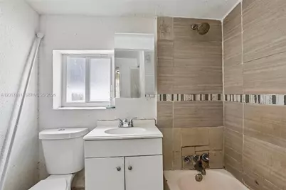 1945 NW 86th St, Miami, FL 33147 - Photo 11
