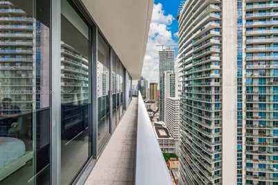 1000 Brickell Plz #3002, Miami, FL 33131 - Photo 51