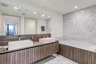 1000 Brickell Plaza, Miami, FL 33131 - Photo 31