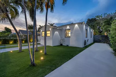 1451 NW 31st St, Miami, FL 33142 - Photo 3