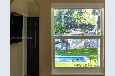 1451 NW 31st St, Miami, FL 33142 - Photo 25
