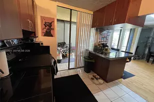 671 NE 195th St, Miami, FL 33179 - Photo 13