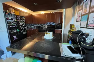 671 NE 195th St, Miami, FL 33179 - Photo 11