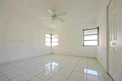 1735 Marseille Dr #2, Miami Beach, FL 33141 - Photo 15