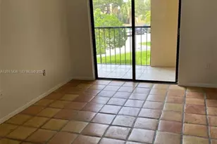 8035 SW 107th Ave, Miami, FL 33173 - Photo 3