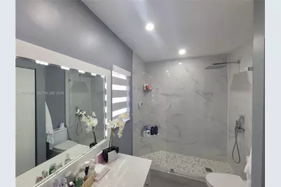7506 NW 169th Ter #1, Hialeah, FL 33015 - Photo 11