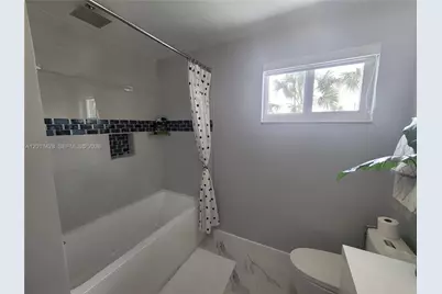 7506 NW 169th Ter #1, Hialeah, FL 33015 - Photo 13