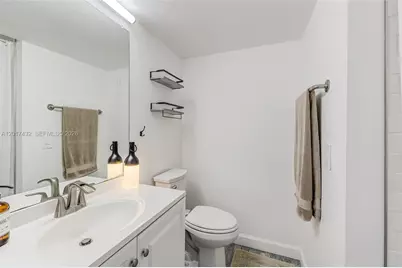 1331 Lincoln Rd #704, Miami Beach, FL 33139 - Photo 15