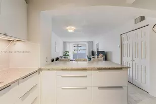 1331 Lincoln Rd, Miami Beach, FL 33139 - Photo 11