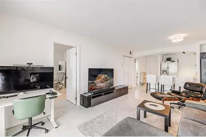 1331 Lincoln Rd #704, Miami Beach, FL 33139 - Photo 5