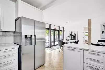 707 N 13 Avenue, Hollywood, FL 33019 - Photo 3