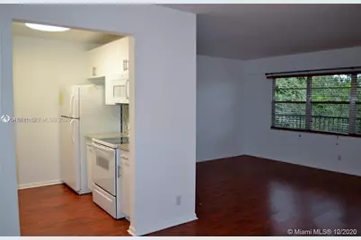 101 SW 132nd Way #415J, Pembroke Pines, FL 33027 - Photo 21