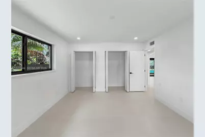 8340 SW 154th Ter, Palmetto Bay, FL 33157 - Photo 11