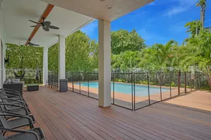 1025 NE 170th Terrace, Miami, FL 33162 - Photo 11