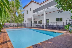 1025 NE 170th Terrace, Miami, FL 33162 - Photo 17