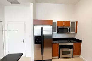 325 S Biscayne Blvd, Miami, FL 33131 - Photo 7