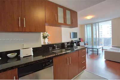 601 NE 23rd St #1004, Miami, FL 33137 - Photo 5