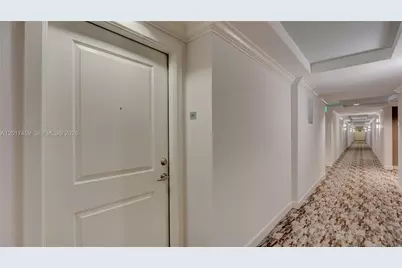511 SE 5th Ave #823, Fort Lauderdale, FL 33301 - Photo 5