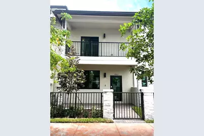 4263 NW 83rd Path #0, Doral, FL 33166 - Photo 3