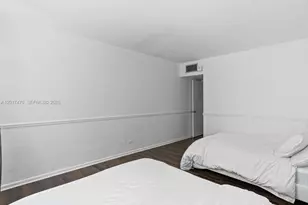 5005 Collins Ave, Miami Beach, FL 33140 - Photo 27