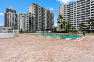5005 Collins Ave, Miami Beach, FL 33140 - Photo 31