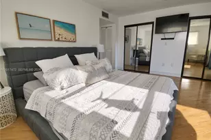3853 NE 170th St, North Miami Beach, FL 33160 - Photo 23