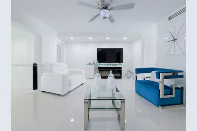 6709 W 15th Ct, Hialeah, FL 33012 - Photo 11